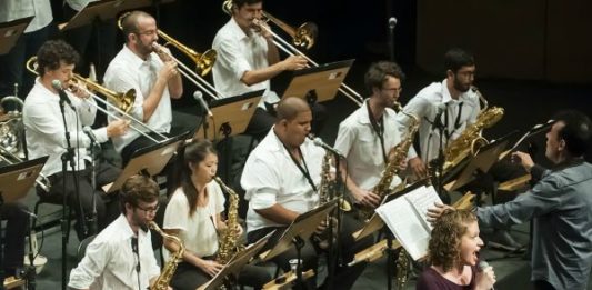 Big Band Jovem e Balleteatro Fred Astaire realizam evento
