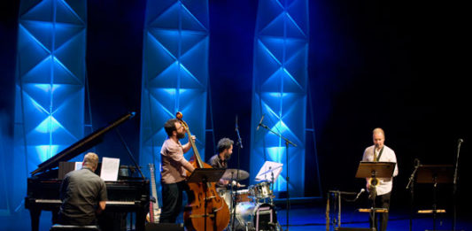 Jazz Combo do CDMCC faz concerto autoral no teatro