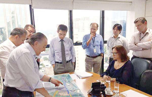 Maria José reivindica novos acessos rodoviários em reunião em S. Paulo