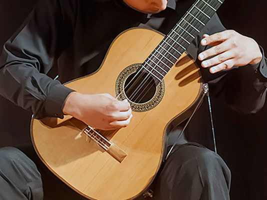 Audições de violão aproximam o público a estudantes do CDMCC