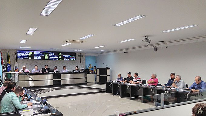 Câmara vota novo pacote de denominações