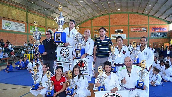 Judocas somam ouro, prata e bronze em Paranapanema
