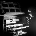 “Música para Todos” inicia ações no CEU com show de duo musical