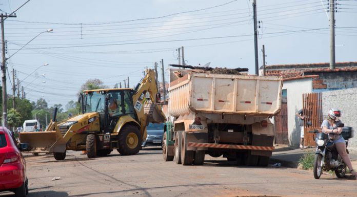 Prefeitura espera atingir até fim de outubro 7.000 buracos recuperados