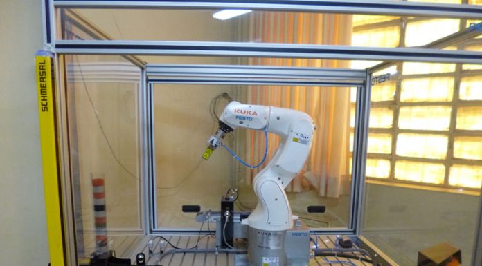 Célula robótica possibilita upgrade e capacitação para a ‘Indústria 4.0’