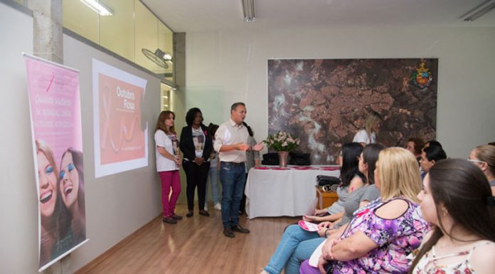Funcionárias do paço têm orientações sobre prevenção ao câncer