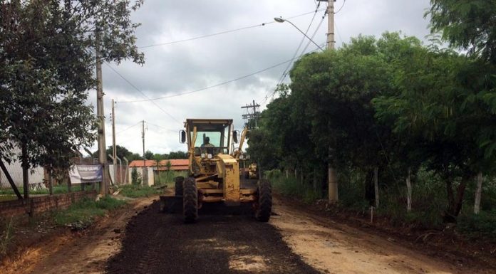 Prefeitura amplia as frentes de trabalho para recuperar vias