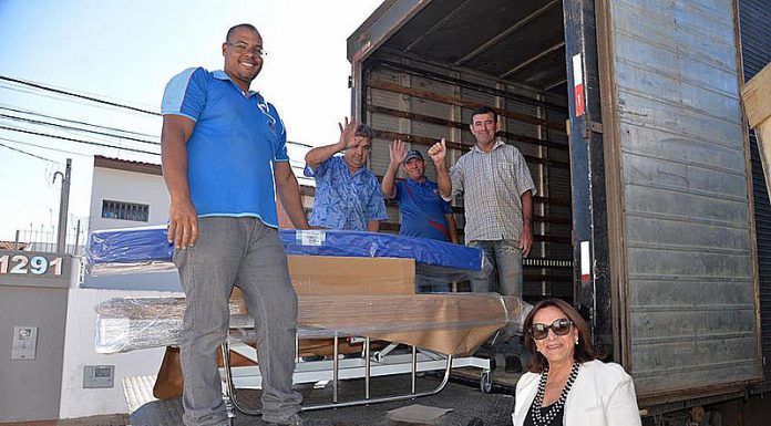 Sta. Casa recebe mais camas e poltronas para ala em reforma