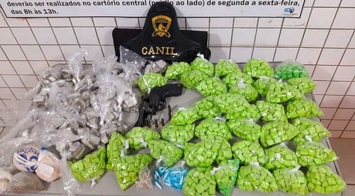 PM apreende maconha com cara do cantor Bob Marley no São Cristóvão