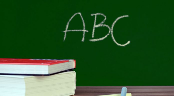 Secretaria promove inscrições voltadas à área de alfabetização