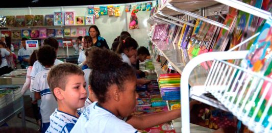 Centro Cultural sedia nova Feira do Livro até o próximo dia 21
