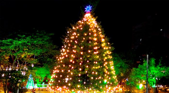 Iluminação inaugura o ‘Natal Encantado’