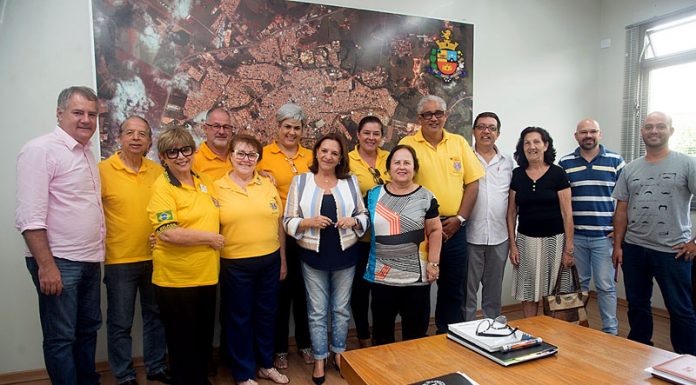 Prefeitura e Lions vão iniciar programa para “desenvolver” alunos