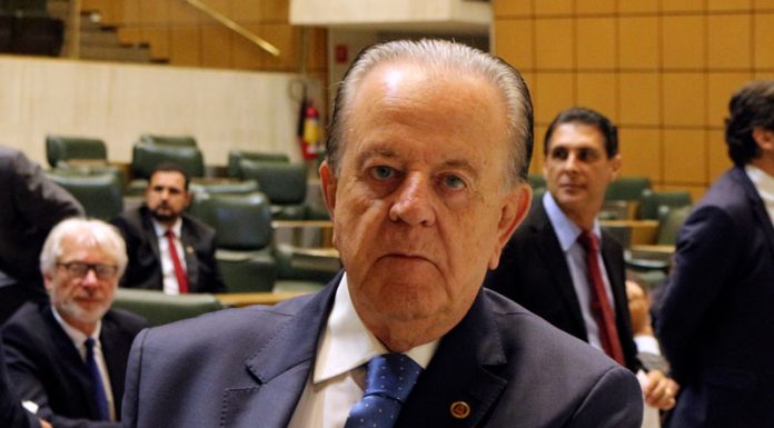 Aprovado projeto de Gonzaga que criará a ‘Central ao Surdo’