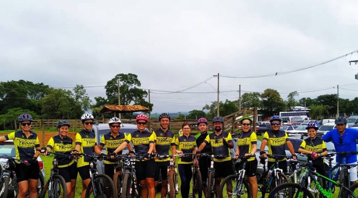 Contra Tempo pedala 35 km para auxiliar grupos sociais