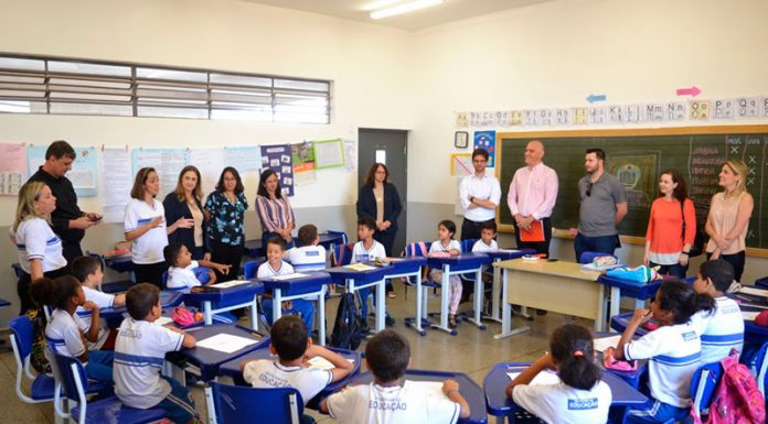 Emef local recebe representantes do “Ayrton Senna” e do McDonald’s