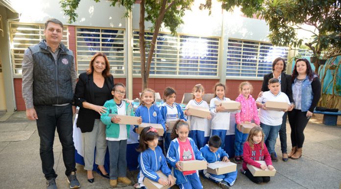 Prefeitura distribuirá mais de 16 mil uniformes de inverno a estudantes