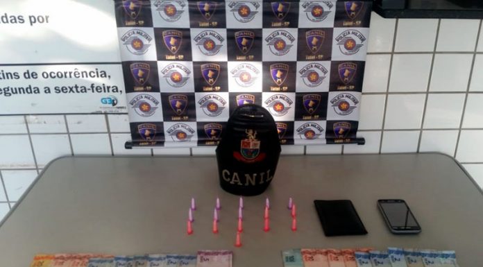 Adolescentes de 13 e 15 anos são pegos com pinos de ‘coca’