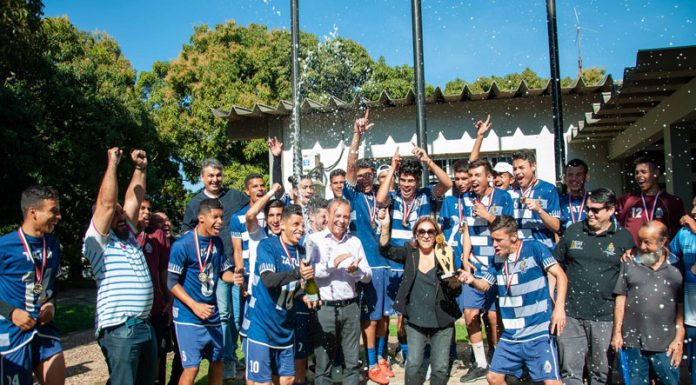 Medalha do futebol é um ‘feito histórico’