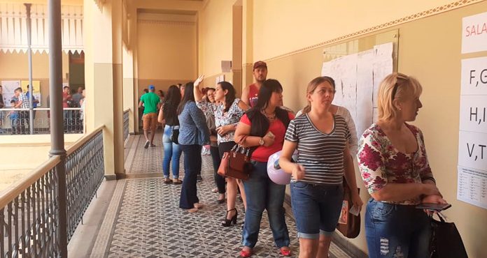 Mais de 3 mil eleitores participam da eleição para o Conselho Tutelar