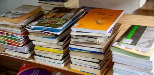 Biblioteca municipal recebe doação de 400 livros da ‘SP Leituras’