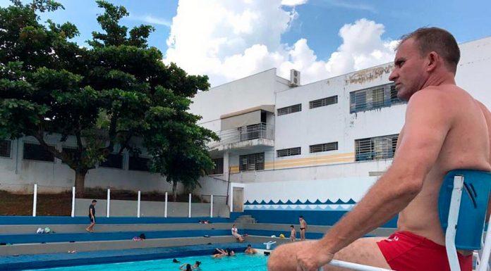 Piscina pública municipal é opção de lazer aos tatuianos