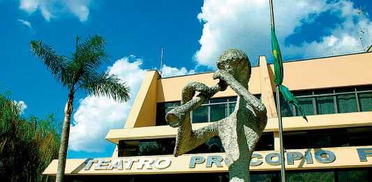 Justiça suspende ‘tutela de urgência’ contra nova gestão no Conservatório