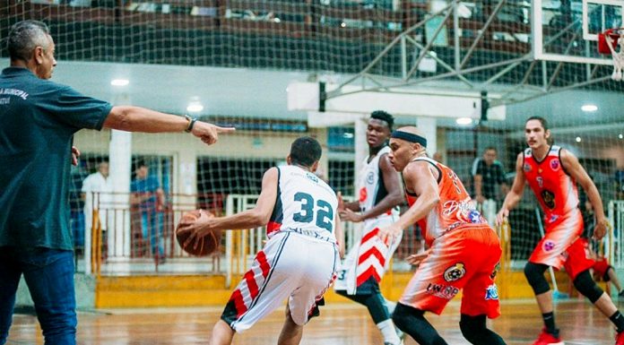 XI sedia abertura de torneio de basquete