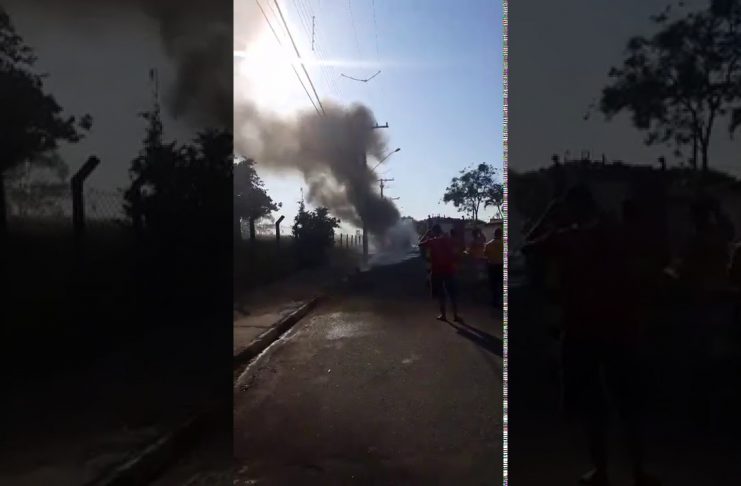 Explosão e incêndio destroem caminhão de piche no Inocoop