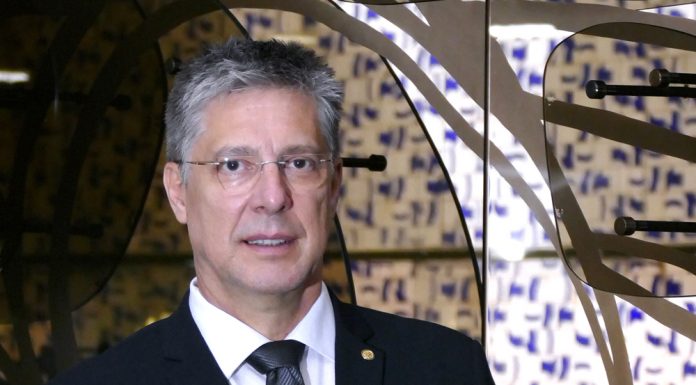 Guiga Peixoto destina R$ 800 mil para ajudar no combate à ‘Covid’