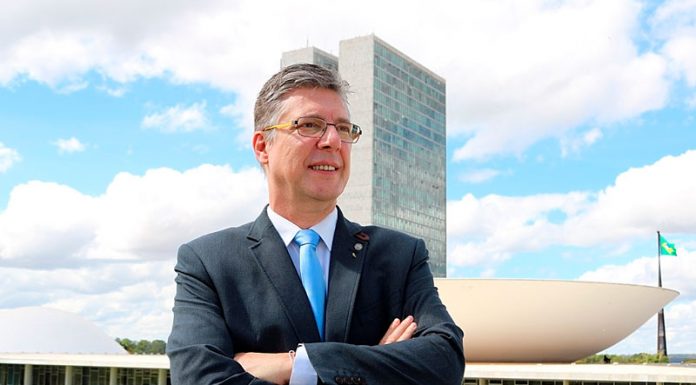 Guiga Peixoto reitera não ter dado recurso a atos antidemocráticos