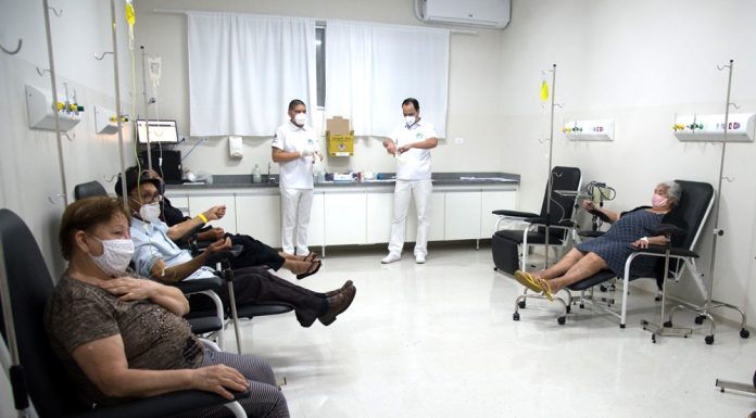 UPA completa rede de saúde, diz secretária