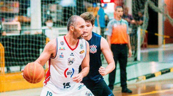 Basquete tatuiano treina com Corinthians