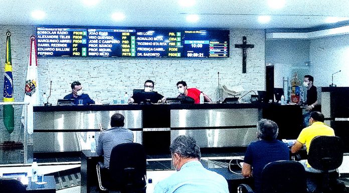 Dia de luta e conscientização contra ‘LGBTfobia’ é aprovado em plenário
