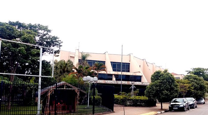Sustenidos administrará o Conservatório