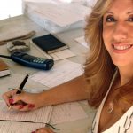 Cristina Siqueira faz ‘live’ sobre poesia e leitura neste sábado