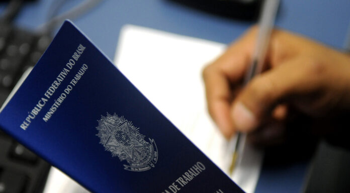 Posto disponibiliza 102 vagas de trabalho para vários níveis