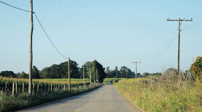 Estrada vicinal de Tatuí a Iperó terá obra de recuperação, anuncia Doria