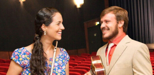 Projeto comemora o Dia do Choro com o Duo Bem Casado
