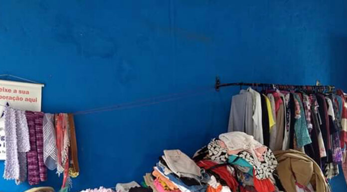 Apodet realiza promoção com peças custando R$ 1 em bazar