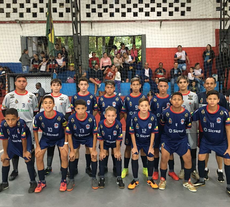 Reportagem no futsal Sub-13, no dia 12 de maio. 