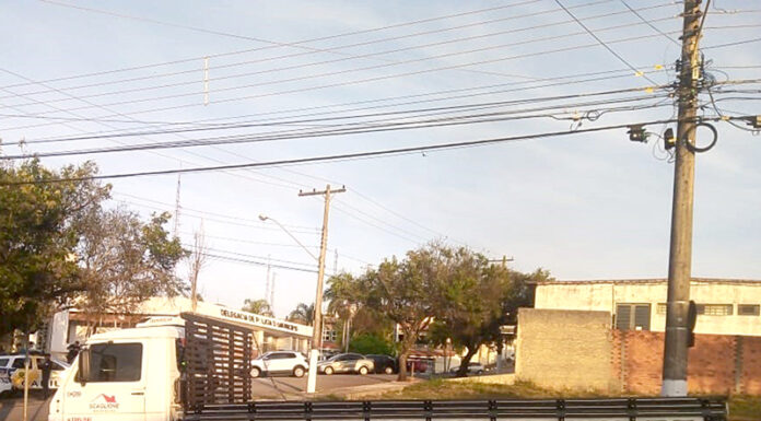 GCM localiza caminhão furtado de madeireira