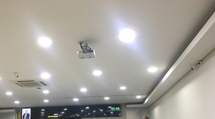 Lista ‘zerada’ de espera por cirurgia de catarata seria meta de governo