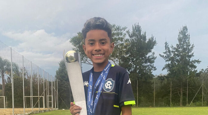 Otávio anota 4 na goleada do Bom de Bola na 8ª Copa Craque