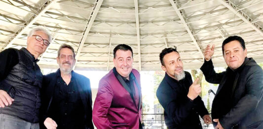 Música na Praça tem show de Pedro Paulo e os Seresteiros