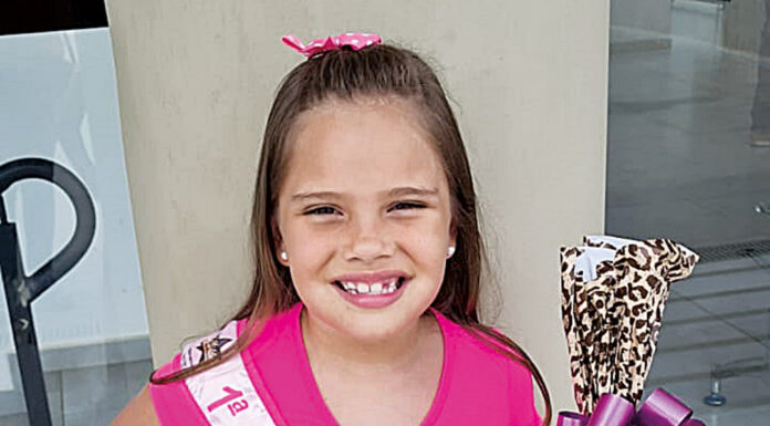 Garota tatuiana de 7 anos está na final do concurso ‘Miss SP’