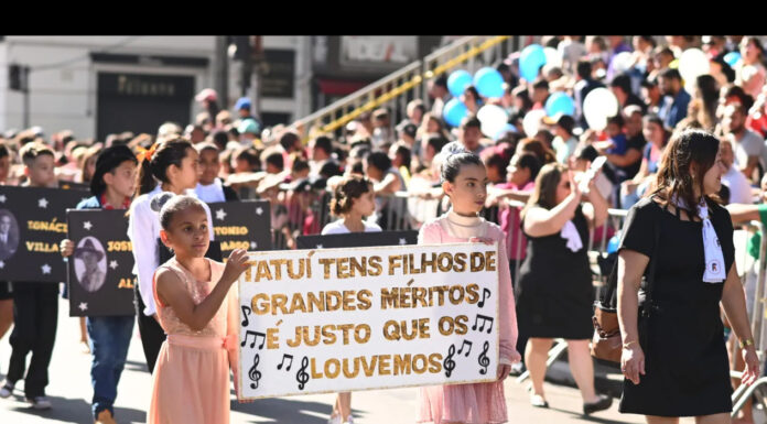 Mais de 22 mil pessoas assistem ao desfile cívico dos 197 anos de Tatuí