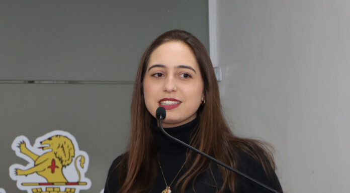 Secretária usa “tribuna livre” da Câmara Municipal de Tatuí