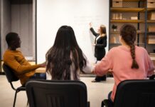 Jovens tatuianos podem se inscrever para curso de assistente de recursos humanos