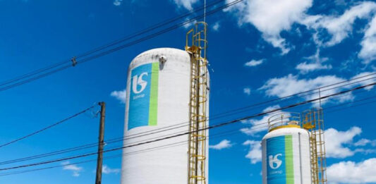 Água tratada é levada para os bairros rurais Guaxingu e Congonhal